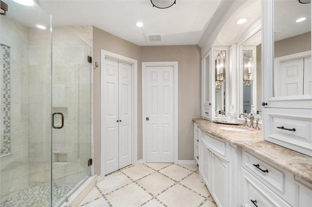 11731 Pebbleton Drive, Houston, TX 77070