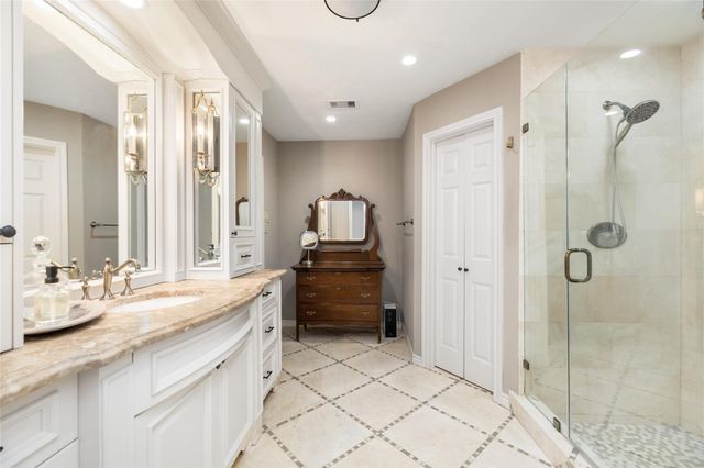 11731 Pebbleton Drive, Houston, TX 77070
