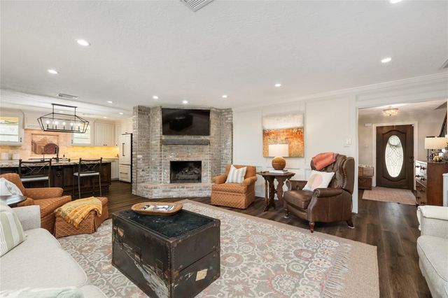 11731 Pebbleton Drive, Houston, TX 77070