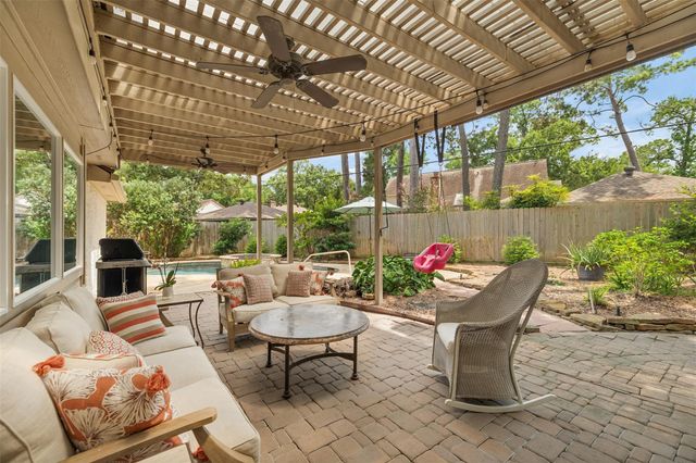 11731 Pebbleton Drive, Houston, TX 77070