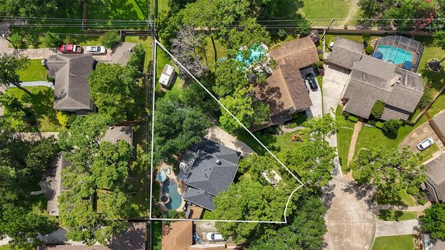 11731 Pebbleton Drive, Houston, TX 77070