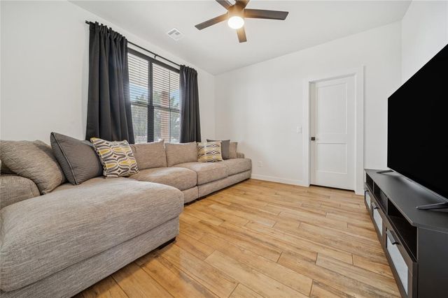 3609 NW Pioneer Street, Norman, OK 73072