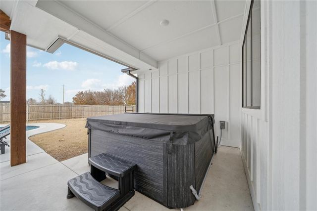 3609 NW Pioneer Street, Norman, OK 73072