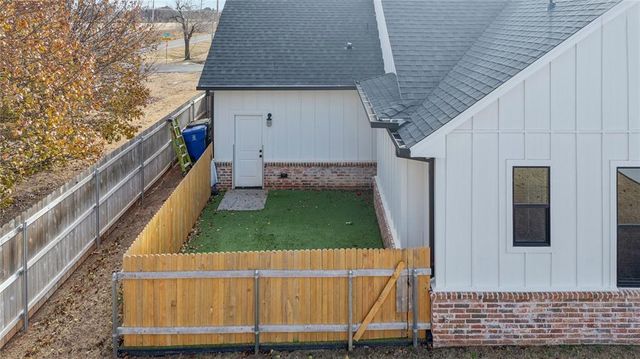 3609 NW Pioneer Street, Norman, OK 73072