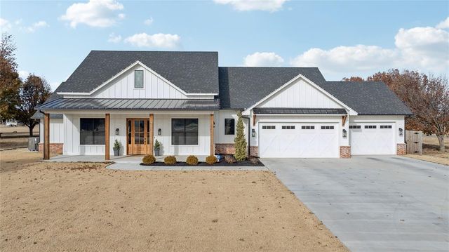 3609 NW Pioneer Street, Norman, OK 73072