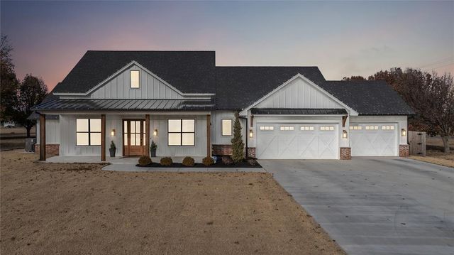 3609 NW Pioneer Street, Norman, OK 73072