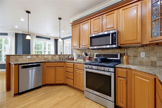 1600 Partridge RUN, Bentonville, AR 72713