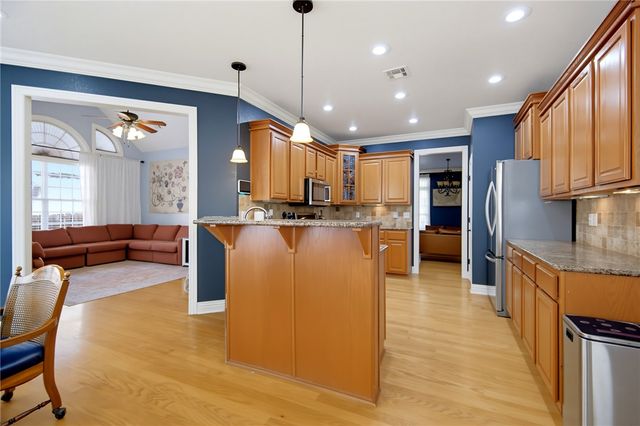 1600 Partridge RUN, Bentonville, AR 72713