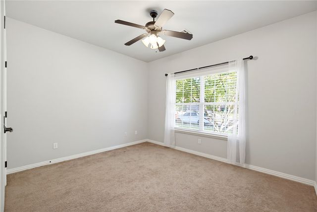 1600 Partridge RUN, Bentonville, AR 72713
