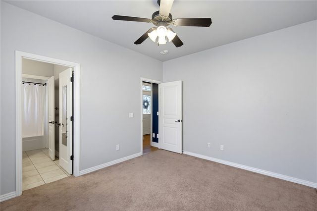 1600 Partridge RUN, Bentonville, AR 72713