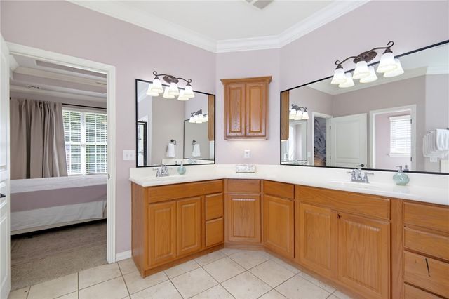 1600 Partridge RUN, Bentonville, AR 72713