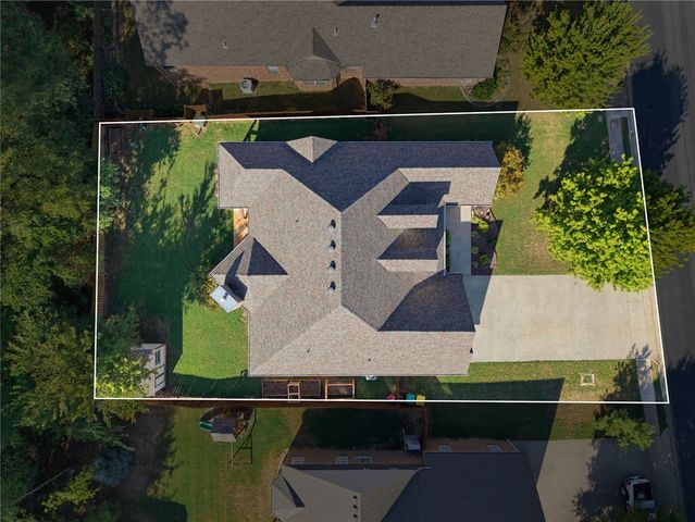 1600 Partridge RUN, Bentonville, AR 72713