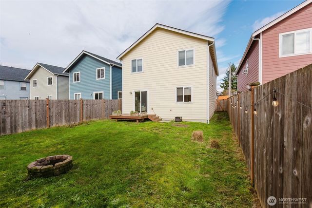 1025 12th Street, Bremerton, WA 98337