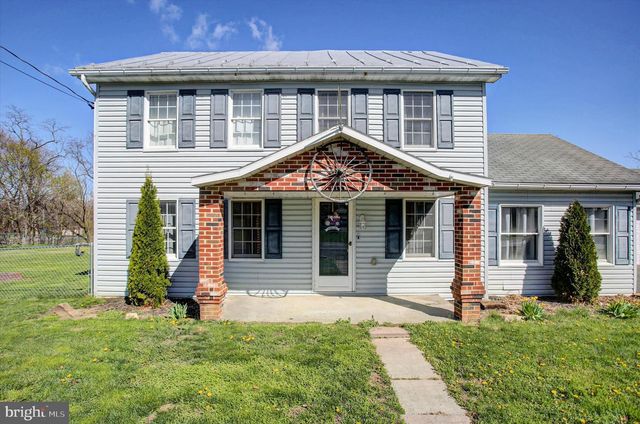 1611 PINE RD, Carlisle, PA 17015