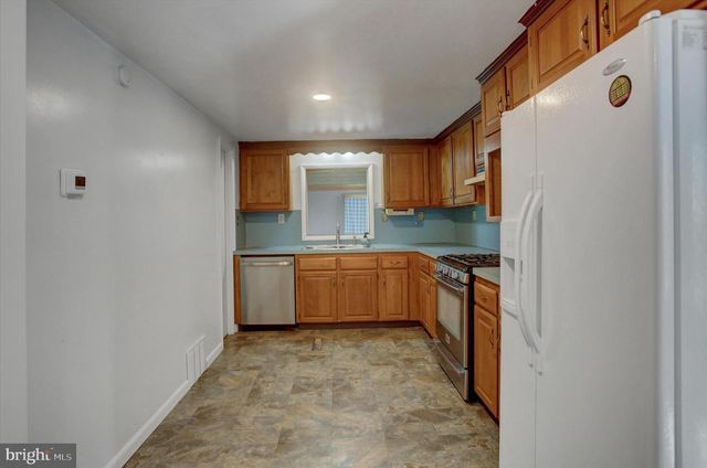 1611 PINE RD, Carlisle, PA 17015