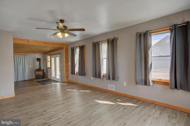 1611 PINE RD, Carlisle, PA 17015