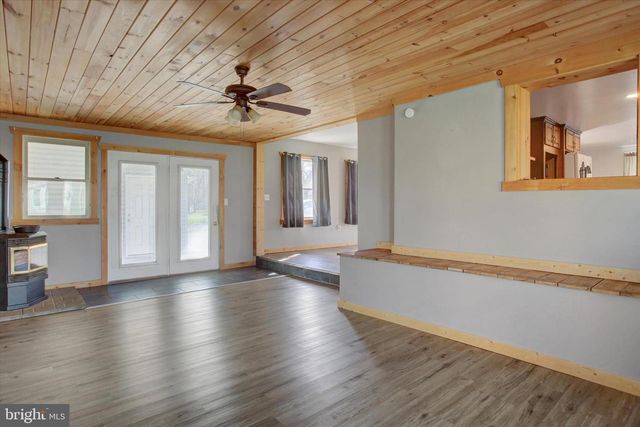 1611 PINE RD, Carlisle, PA 17015