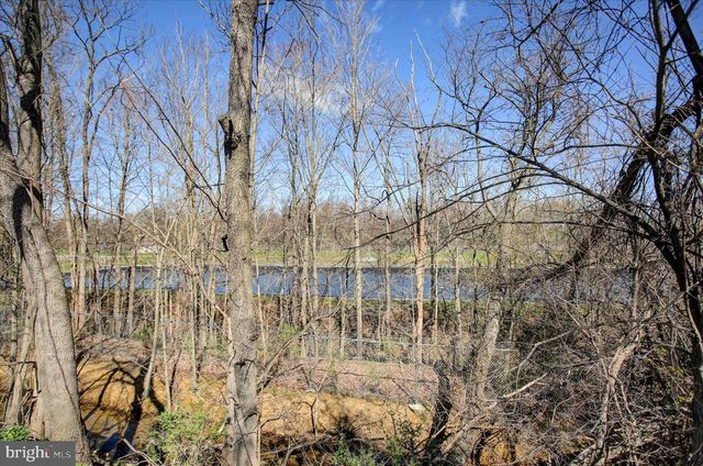 1611 PINE RD, Carlisle, PA 17015