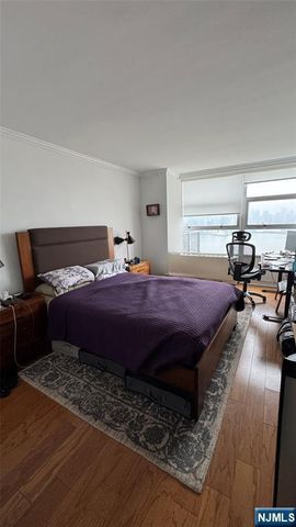 6050 Boulevard East 16J, West New York, NJ 07093