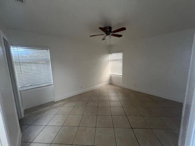 1755 Forest Hill Boulevard 17, Lake Clarke Shores, FL 33406