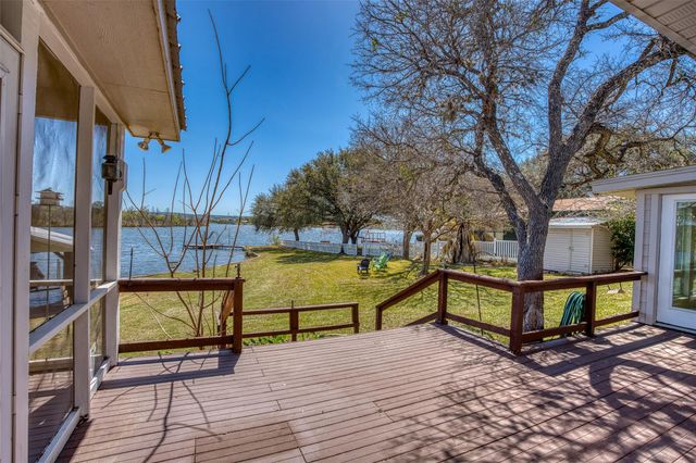 110 Bluebonnet CIR, Burnet, TX 78611