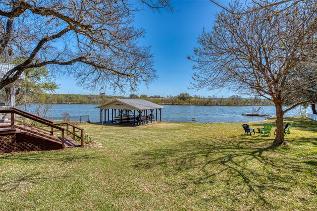 110 Bluebonnet CIR, Burnet, TX 78611