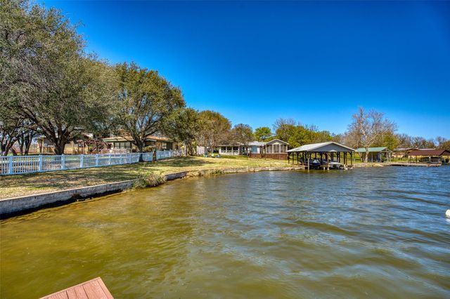 110 Bluebonnet CIR, Burnet, TX 78611