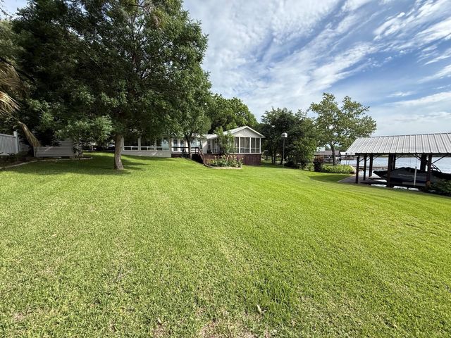 110 Bluebonnet CIR, Burnet, TX 78611
