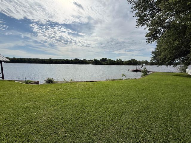 110 Bluebonnet CIR, Burnet, TX 78611
