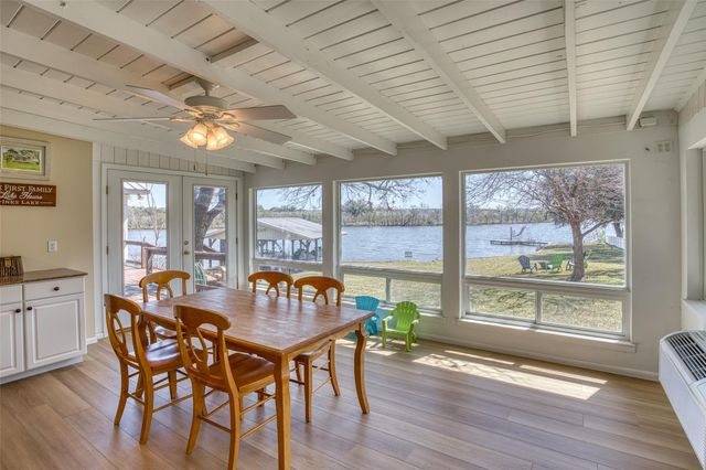 110 Bluebonnet CIR, Burnet, TX 78611