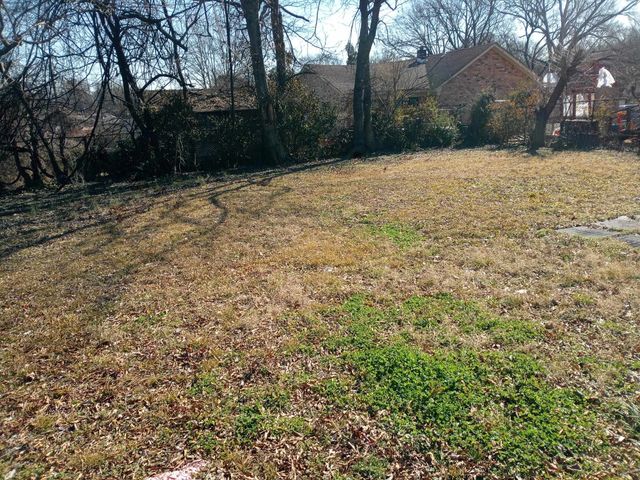 2340 HERNANDO RD, Memphis, TN 38106