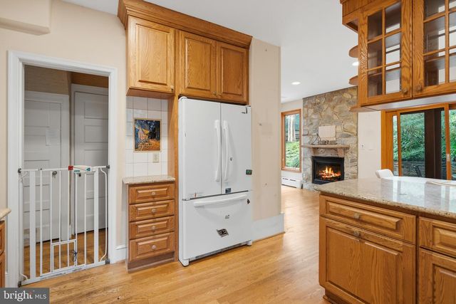 4335 CATHEDRAL AVE NW, Washington, DC 20016