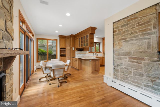 4335 CATHEDRAL AVE NW, Washington, DC 20016