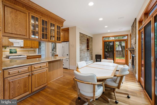 4335 CATHEDRAL AVE NW, Washington, DC 20016