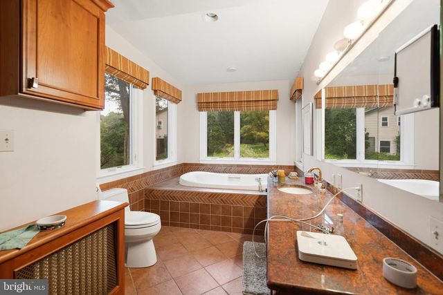 4335 CATHEDRAL AVE NW, Washington, DC 20016