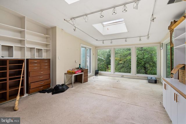4335 CATHEDRAL AVE NW, Washington, DC 20016