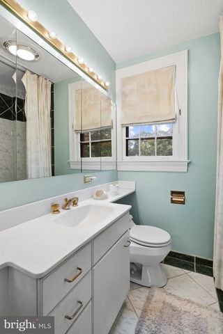 4335 CATHEDRAL AVE NW, Washington, DC 20016