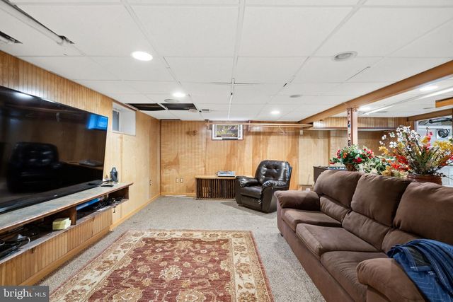 4335 CATHEDRAL AVE NW, Washington, DC 20016