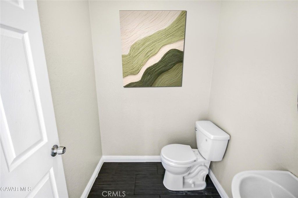 Image 15 of property listing at 5768 Monaco, Palmdale, CA 93552