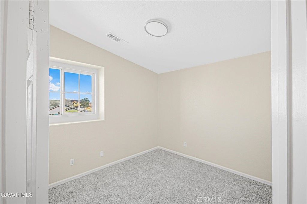 Image 19 of property listing at 5768 Monaco, Palmdale, CA 93552