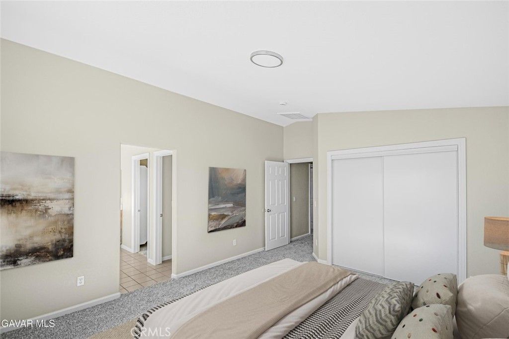 Image 33 of property listing at 5768 Monaco, Palmdale, CA 93552