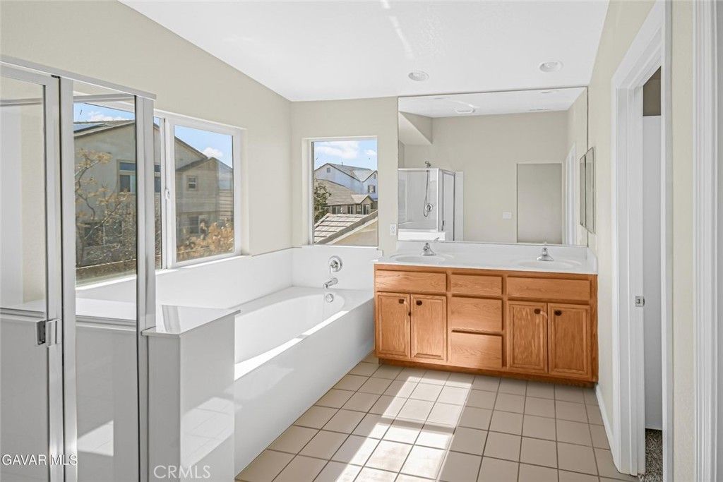 Image 38 of property listing at 5768 Monaco, Palmdale, CA 93552