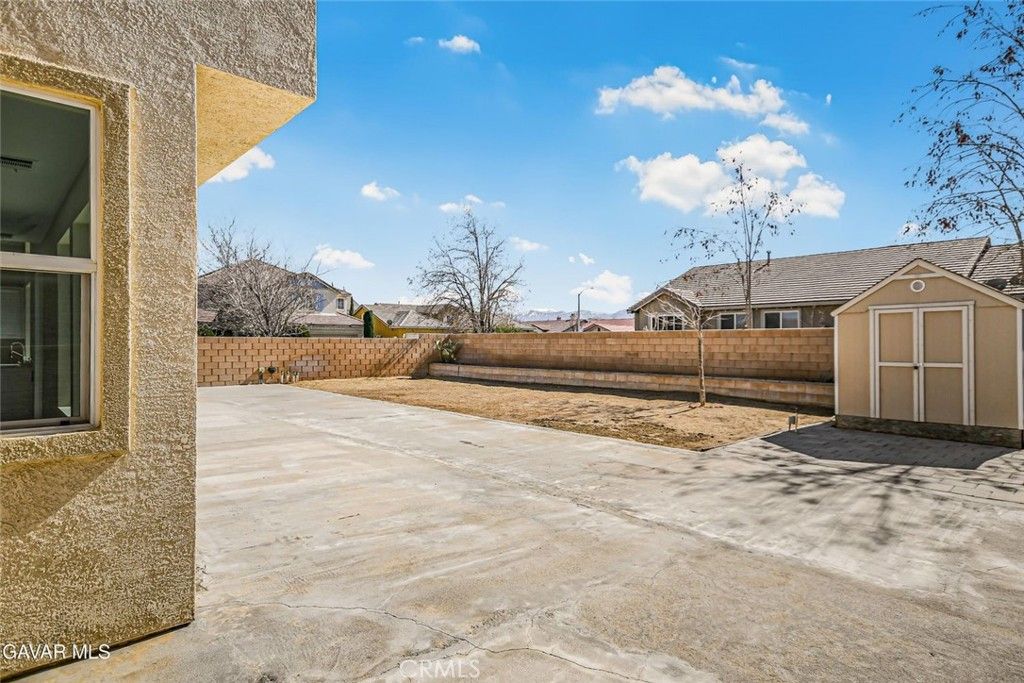 Image 43 of property listing at 5768 Monaco, Palmdale, CA 93552