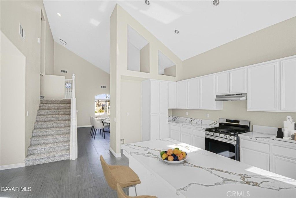 Image 44 of property listing at 5768 Monaco, Palmdale, CA 93552