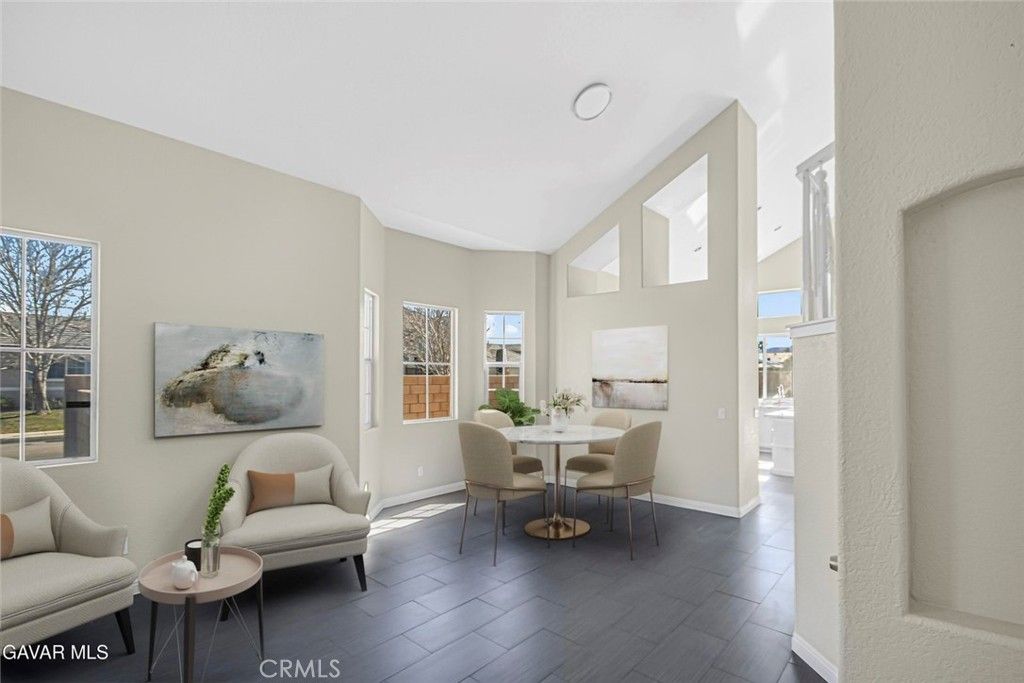 Image 9 of property listing at 5768 Monaco, Palmdale, CA 93552