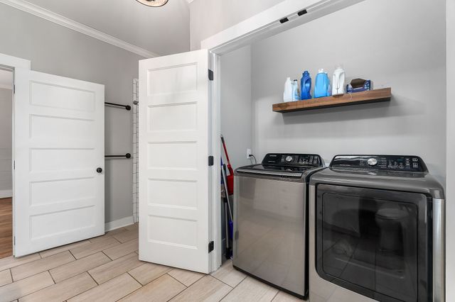 503 W 3rd St, Livingston, TN 38570