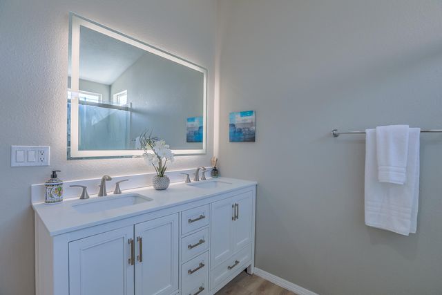 7700 Banyon Avenue NW, Albuquerque, NM 87114