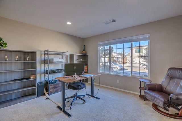 7700 Banyon Avenue NW, Albuquerque, NM 87114