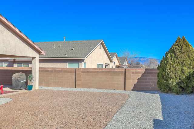7700 Banyon Avenue NW, Albuquerque, NM 87114