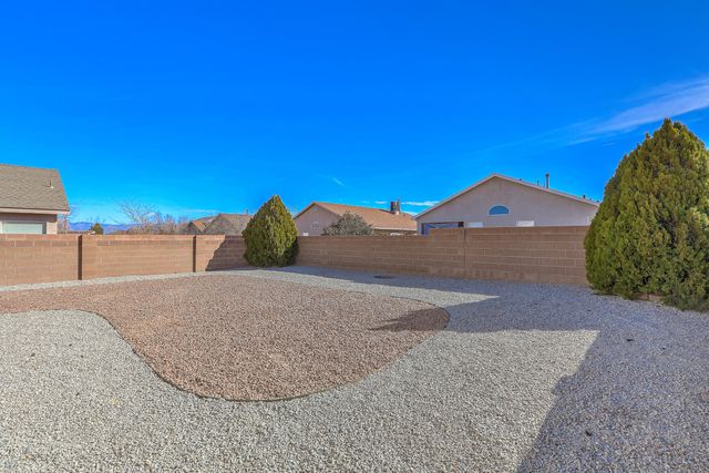 7700 Banyon Avenue NW, Albuquerque, NM 87114